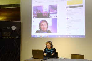 Izaskun Arrieta (bidelagun onena) I Mintzanet Sariak (San Telmo museoan, Donostia) 2013/12/03